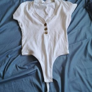 Missguided Tops - 🐤2/30~Missguided white body suit Missguided Tops - 🐤2/30~Missguided white body suit